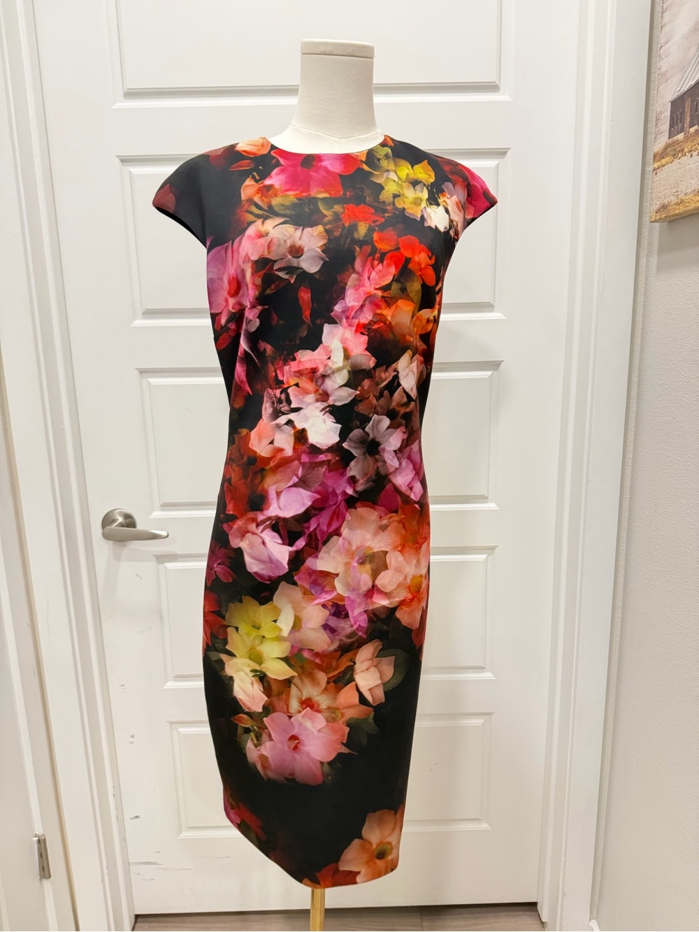 Ted Baker Black Floral Sheath Midi Dress - Picture 4 of 12